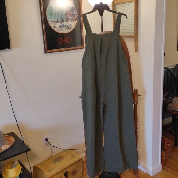 NWT Vigorics wide leg green overalls size xl - Picture 3 of 4